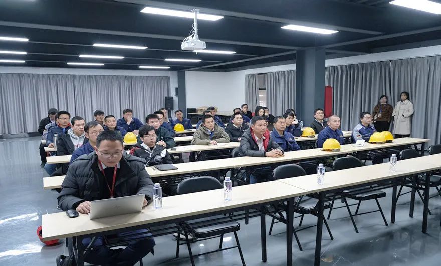 打造學(xué)習(xí)型團隊 促進專業(yè)化成長|泉工股份電機產(chǎn)品及選型培訓(xùn)會議在臺商基地隆重召開