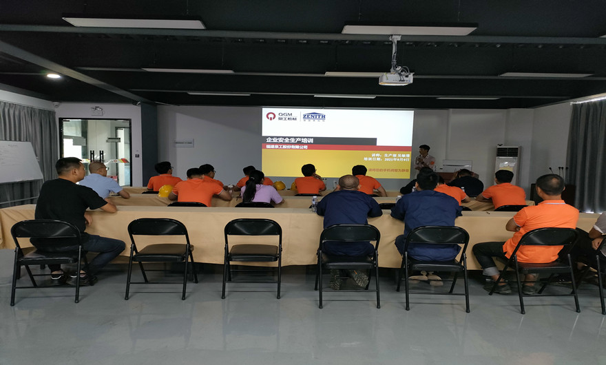 共筑夢(mèng)想 并肩前行|泉工股份第四期新員工入職培訓(xùn)會(huì)在臺(tái)商基召開