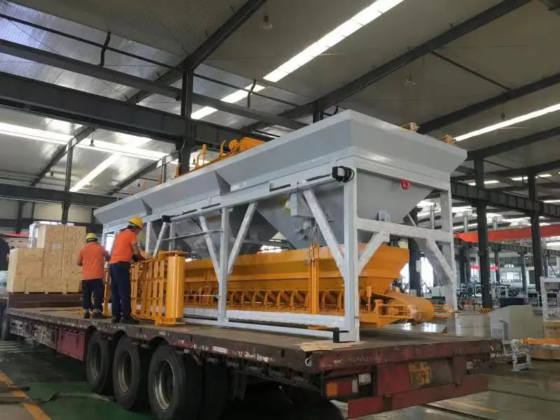 項目發(fā)貨|泉工QT10全自動砌塊成型機生產(chǎn)線發(fā)貨湖南，助力固廢綜合利用！